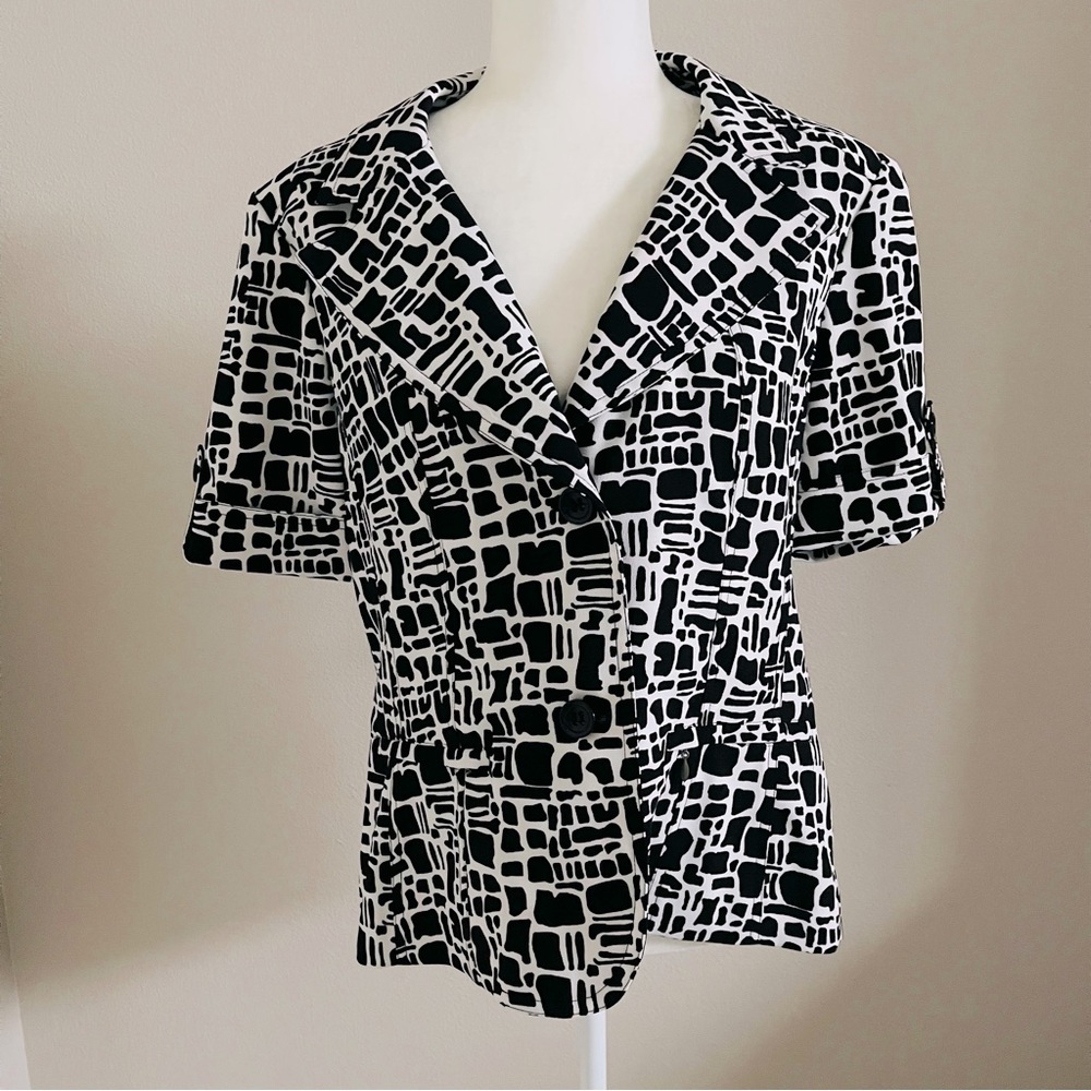 🌹 Harve Benard Short Sleeve Blazer